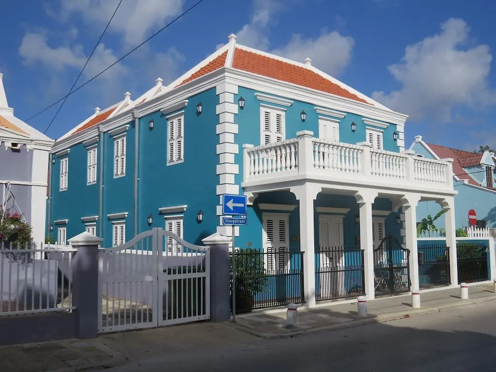 Kas Di Laman Apartments Punda