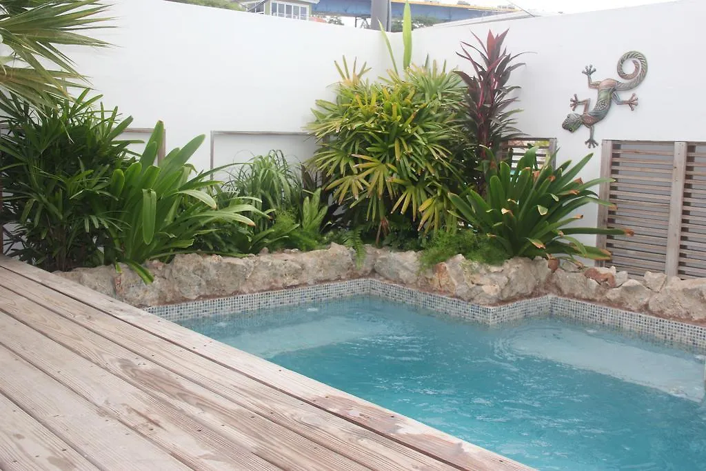 Kas Di Laman Apartments Punda