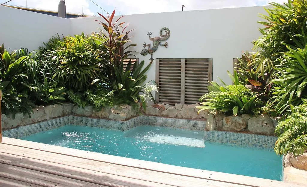Kas Di Laman Apartments Punda