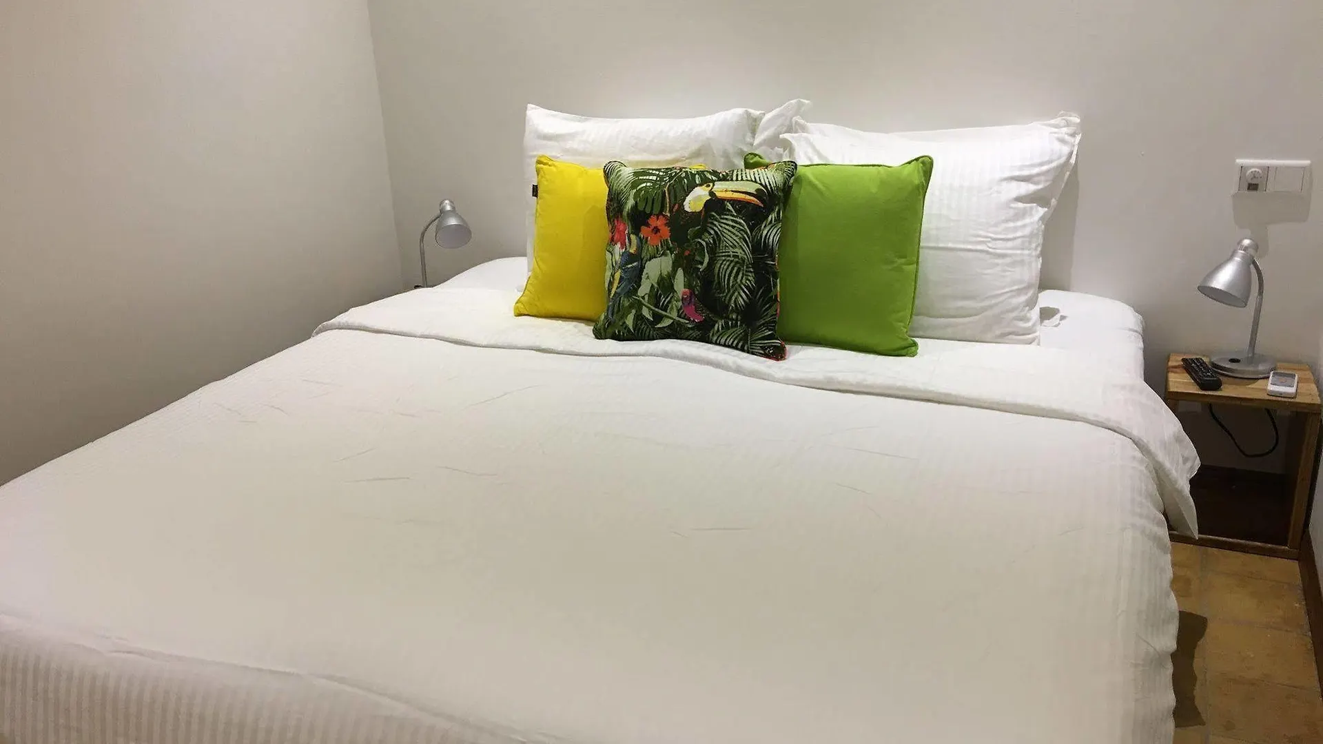 Kas Di Laman Apartments Punda