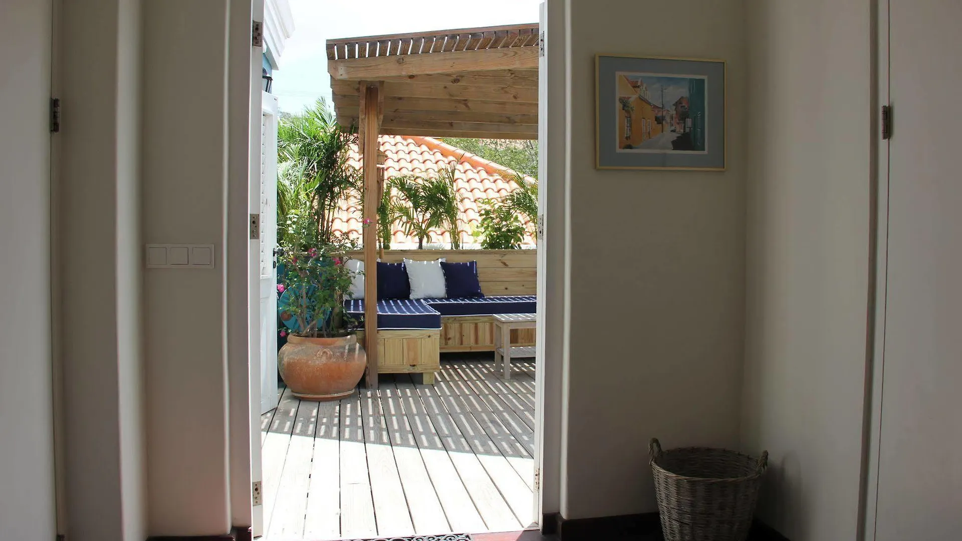 Kas Di Laman Apartments Punda